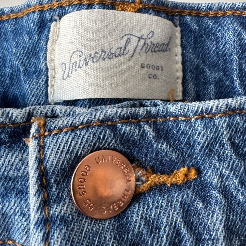 Universal Thread Vintage Straight Medium Blue Denim Straight Leg Jeans Size 8 R - Picture 8 of 12